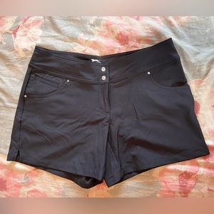 Slazenger black golf shorts (size 6) never been worn